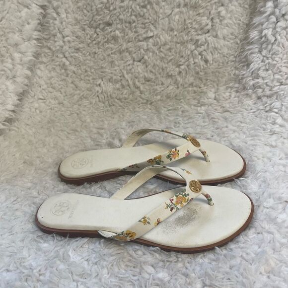 Tory Burch leather beige Floral thong Sandals gold tone logo accent SZ9 - Picture 2 of 13